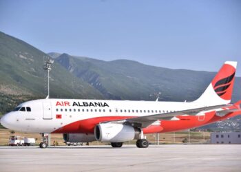 QKB pezullon kompaninë “Air Albania”, nuk deklaroi pronarët përfitues