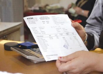 42 lekë për kilovat orë? Drejtori i KESH shpjegon si doli çmimi për konsumin mbi 800 kWh