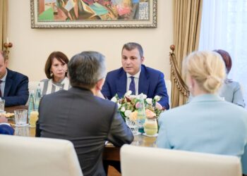 Guvernatori gjatë takimit me FMN: Ekonomia me rritje këtë vit, pavarësisht inflacionit të lartë