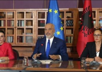 Zbardhet çmimi i ri i energjisë, mbi 800 kWh do të paguhet me 42 lekë kilovati