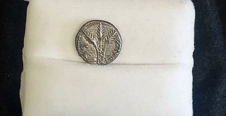 SHBA i kthen Izraelit monedhën “tepër të rrallë” me vlerë 1 milion dollarë