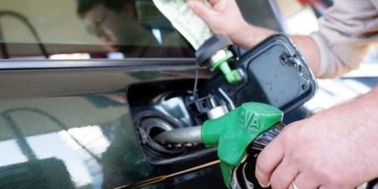 Çmimet e reja të karburanteve, nafta 4 lekë më pak