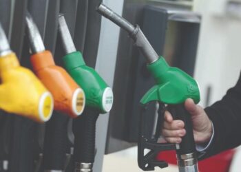 Shtrenjtohen karburantet, Bordi rrit naftën me 10 lekë dhe benzinën me 8 lekë