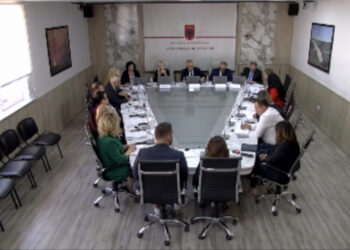 ERE vendos: Në tetor nuk aplikohet fasha, çmimi i energjisë mund të rritet për nëntorin dhe dhjetorin