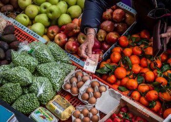 Inflacioni kap rekordin e 10.7% në Eurozonë, pritet rritje e mëtejshme e çmimeve në Shqipëri