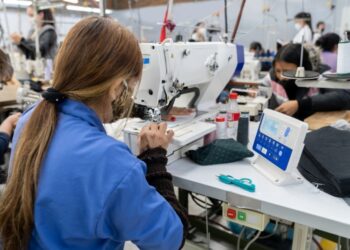 190 gra nga Nepali dhe Filipinet do vijnë të punojnë në fabrikat fason; Proeksport Albania do propozojë heqjen e vizave