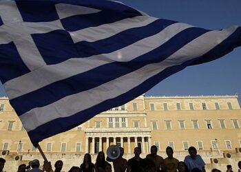 Paketa fiskale në Greqi/ Hiqen disa nga taksat, përfitojnë 3.9 milionë qytetarë