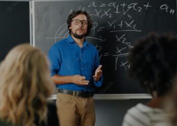 Pagat e mësuesve, cilat vende paguajnë më shumë dhe më pak në Europë?