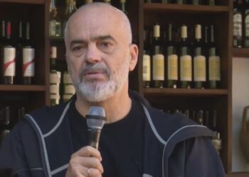 Rama paralajmëron rritjen sërish të pagës minimale, i bën thirrje biznesit