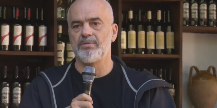 Rama paralajmëron rritjen sërish të pagës minimale, i bën thirrje biznesit