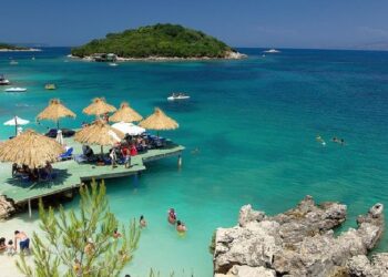 2022-i viti i turizmit, hyrjet e të huajve u rritën me 18% në krahasim me para pandeminë