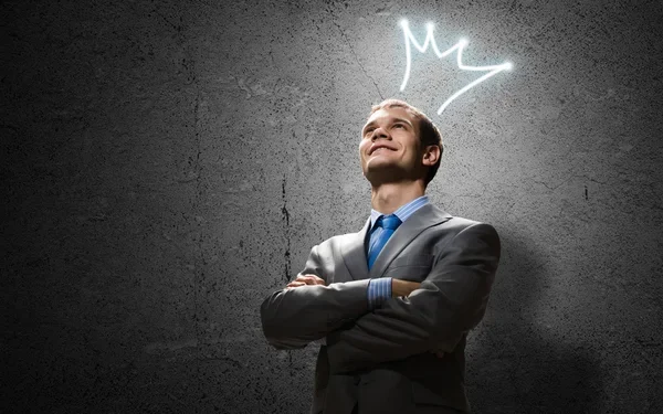 Hiqni dorë nga këto 10 fraza që ju bëjnë të dukeni “të pasigurtë” dhe “arrogantë”