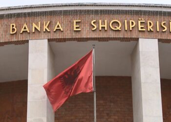 Rreziqet në ekonomi/ Banka e Shqipërisë: Të shtohen fondet për kontigjencën në buxhetin 2023