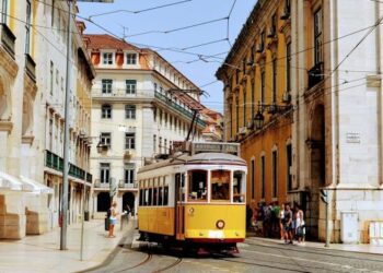 Emigrantët renditin qytetet më të mira dhe më të këqija europiane për të jetuar dhe punuar!