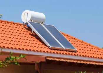 Energji në tarracën tënde: Skema e mbështetjes për familjarët, hapat dhe kushtet, nga aplikimi tek instalimi