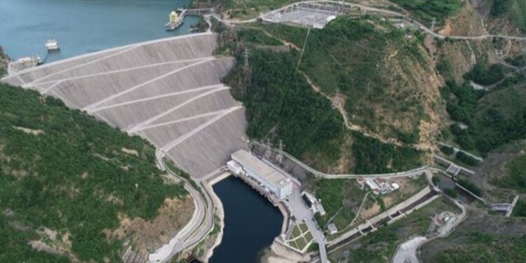 Mbushet Fierza, por energjia nuk depozitohet në Kosovë