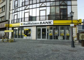 Raiffeisen Bank, njoftim të rëndësishëm për klientët