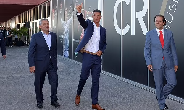 I “papunë” pas ndarjes me Manchester United, CR7 bën investimin 50 milionë euro