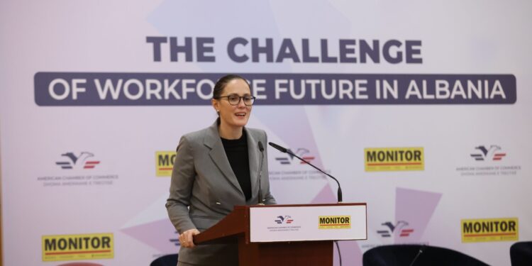 Ministrja e Financave, Ibrahimaj: Bashkëpunim shtet-biznes për të mbajtur forcën e punës në vend