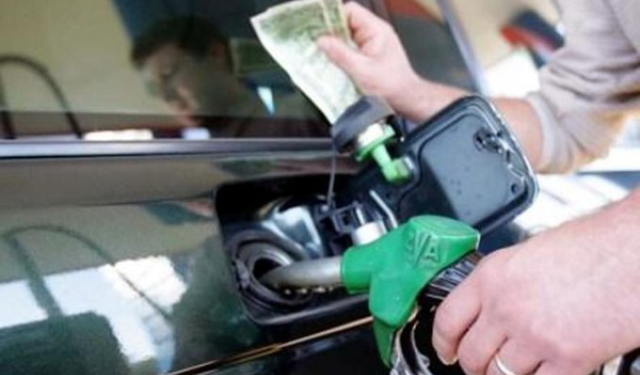 Bien sërish çmimet e karburanteve, ja sa do të shiten nafta, benzina dhe gazi