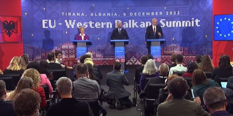 Përfundon samiti/ BE jep 1 miliard euro për energjinë dhe infrastrukturën në Ballkanin Perëndimor