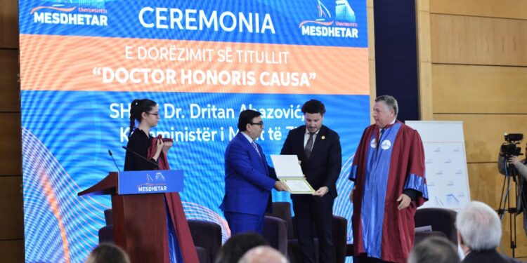 Universiteti Mesdhetar i Shqipërisë i jep titullin “Doctor Honoris Causa”, Dritan Abazović, Kryeministër i Malit të Zi