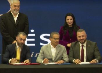 Nënshkruhet marrëveshja përfundimtare për Durrës Yachts & Marina