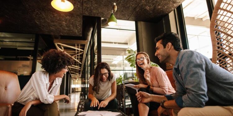 5 tipa njerëzish që duhet t’i shmangni në punë