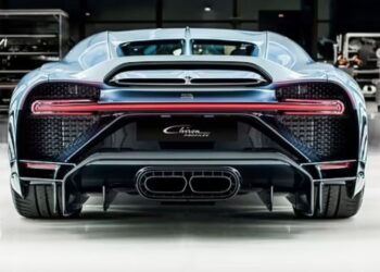 Makina e re që është shitur më shtrenjtë në një ankand