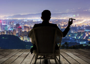 Mënyra si mund të bëheni milioner brenda 5 vitesh