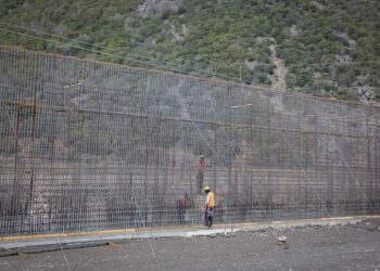 Rama e nis ditën me pamjet nga kantieri, ja çfarë poston