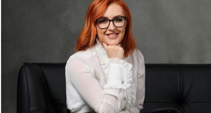 Rrugëtimi dhe sfidat e “Living”, Santana Çomora rrëfen 10 vjet sukses dhe sfidat e së ardhmes!