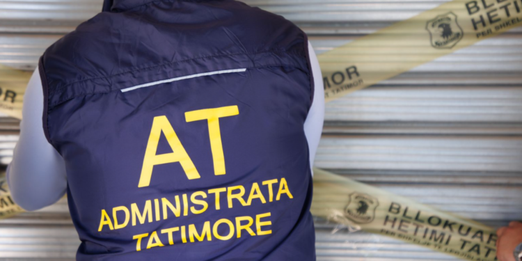 Apeli i Tatimeve: Persona të paautorizuar po hiqen si punonjës të Tatimeve, si t’i dalloni që janë mashtrues