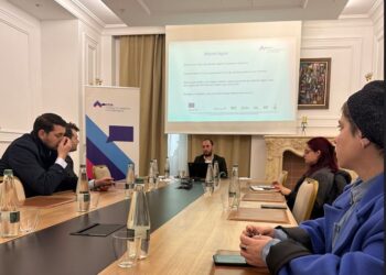 Raporti i “Mjaft”: Aksesi në internet vetëm 79.3%, duhet rritur aftësimi digjital i qytetarëve