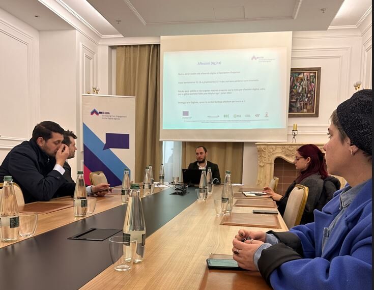 Raporti i “Mjaft”: Aksesi në internet vetëm 79.3%, duhet rritur aftësimi digjital i qytetarëve