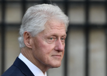 Clinton para 26 vitesh ndaloi kërkimet për klonim të njeriut