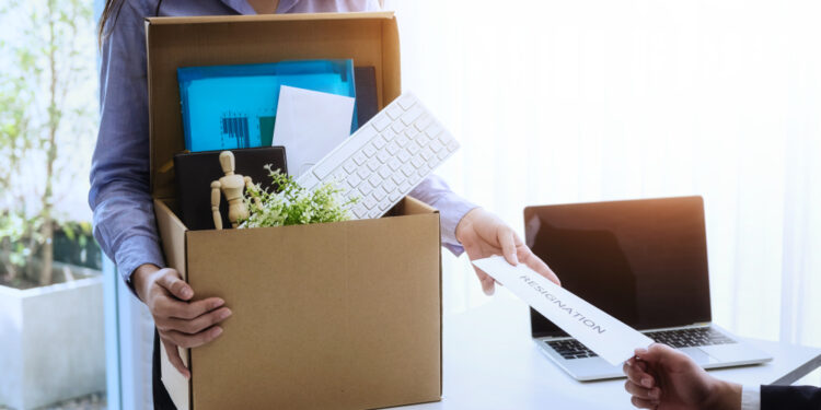 Katër shenja se ka ardhur koha ta ndërroni punën