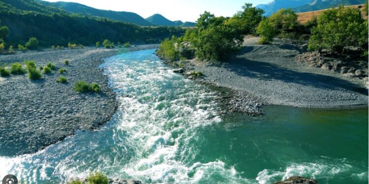 Qeveria shpall lumin Vjosa Park Kombëtar