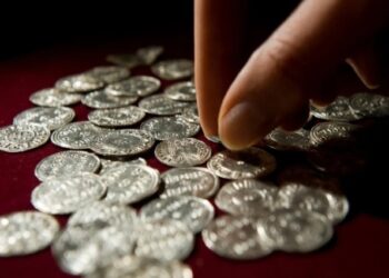 Zbulohen në Danimarkë monedhat 1000-vjeçare të vikingëve