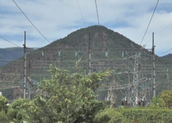 Linjë nënujore, qeveria negociata me Italinë për transmetim energjie