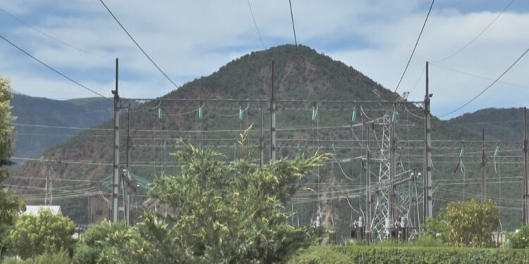 Linjë nënujore, qeveria negociata me Italinë për transmetim energjie