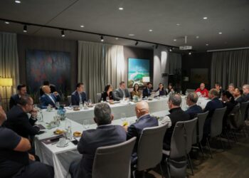 Problemet e biznesit, qeveria ulet me prodhuesit për gjetjen e zgjidhjeve