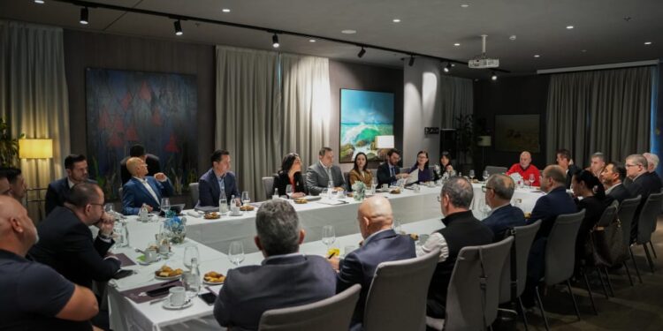 Problemet e biznesit, qeveria ulet me prodhuesit për gjetjen e zgjidhjeve