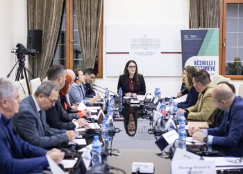 Pagat në Këshillin e Investimeve, ministrja e Financave: Biznesi mbështet rritjen e tyre