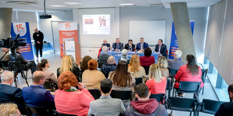 “Antikiteti dhe aktualiteti i mendimit ekonomik të Greqisë së Lashtë”. Promovohet libri i profesor Aristotel Pano, i pasuruar me refleksionet e akademik Prof. Dr. Anastas Angjeli
