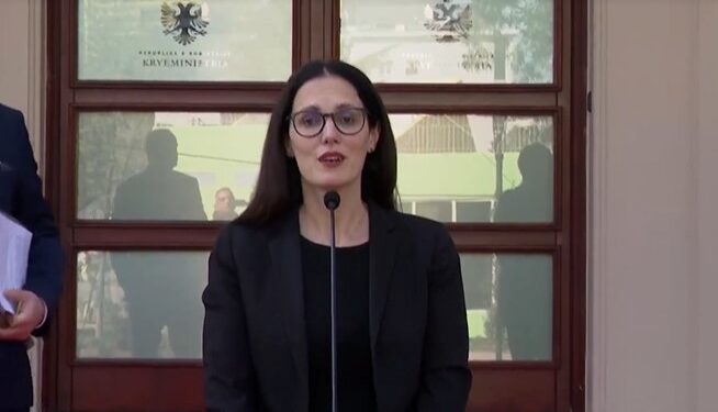 Qeveria miraton rritjen e pagave, ministrja e Financave shpjegon se ku do të gjenden paratë