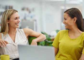 Studimi 85-vjeçar i Harvardit zbulon llojin e punës që i bën njerëzit më të pakënaqur