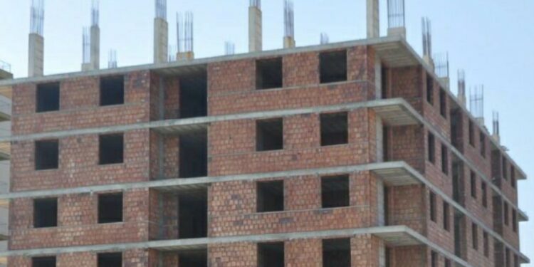 Bie sipërfaqja e lejeve të ndërtimit, hera e parë në 5 vitet e fundit