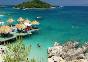 Sezoni turistik/ Paralajmërimi i operatorëve: 20% më shtrenjtë këtë vit