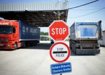 Kosova bllokon hyrjen e mallrave nga Serbia